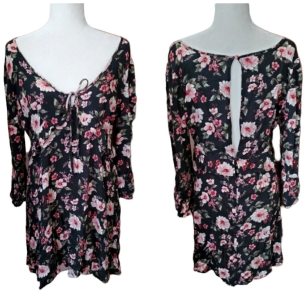 AMERICAN EAGLE dress black floral‎ open back 3/4 sleeve ruffle viscose M